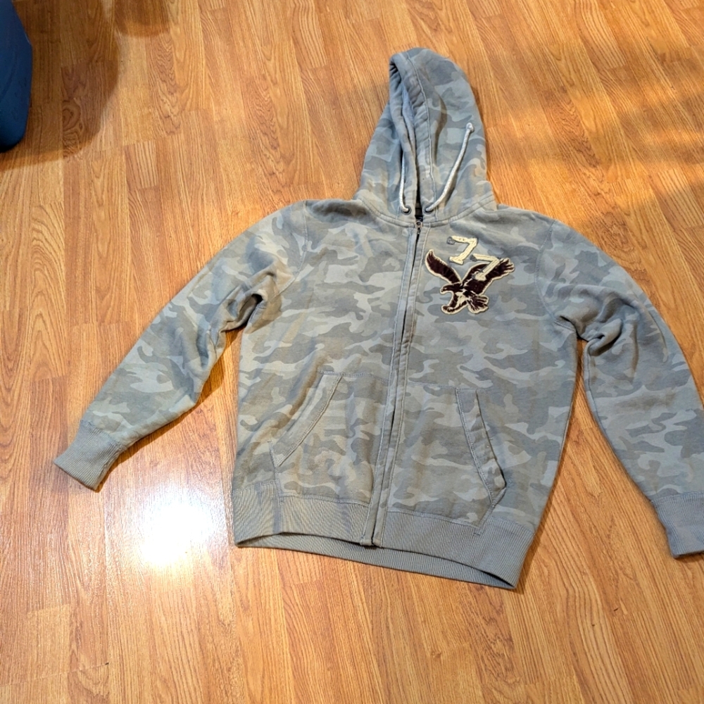 - - American Eagle gray camouflage hoodie with zipper. Size Large.